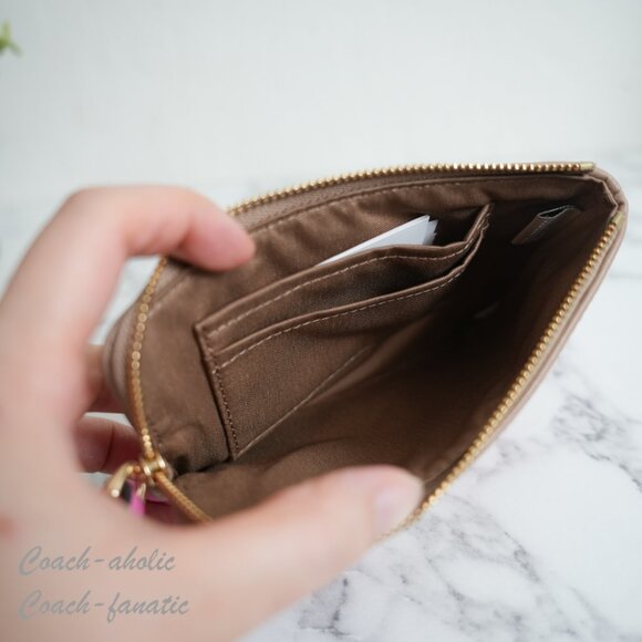 NWT Coach CZ450 Corner Zip Wristlet In Signature Canvas With Cherry Print - Picture 7 of 8